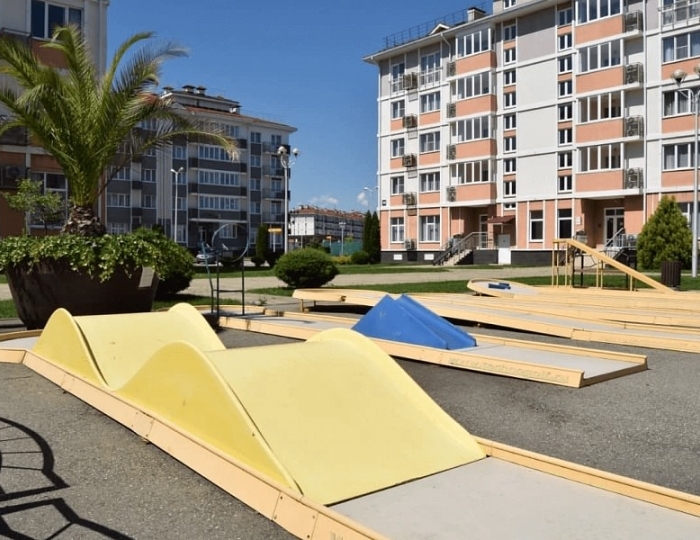 Площадка для мини-гольфа - Отель «Русский Дом»